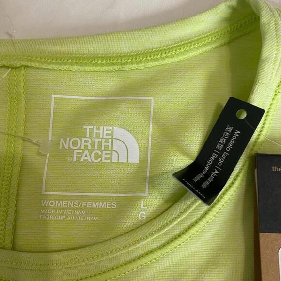 The North Face Shirt - Picture 2 of 3